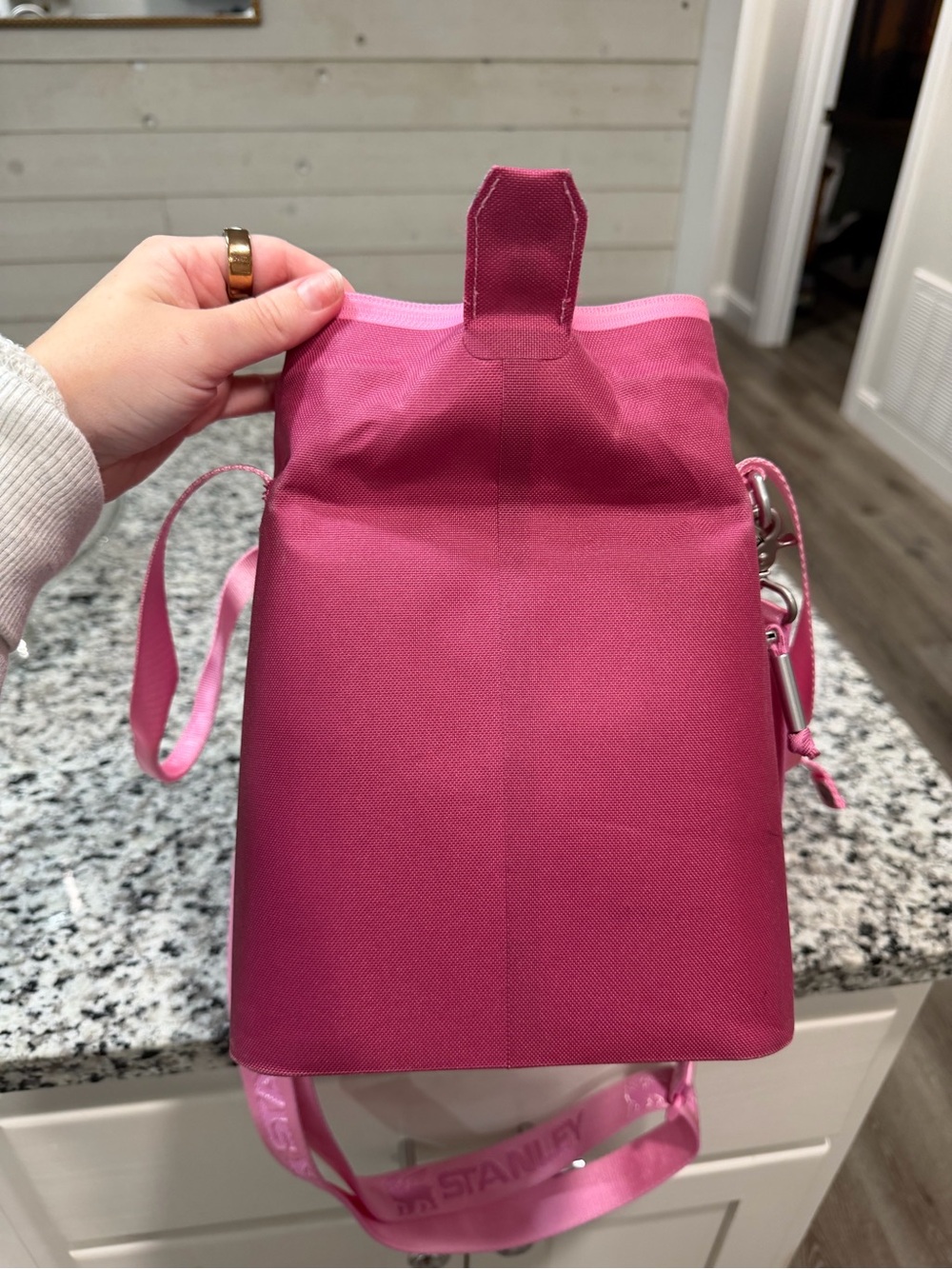 Stanley Hot Pink Insulated Tote Cooler - Picture 5 of 8